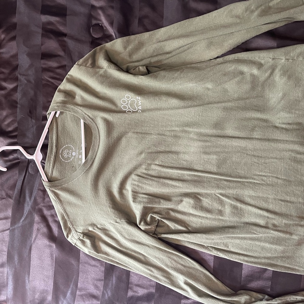 Women’s Pawz Long sleeve